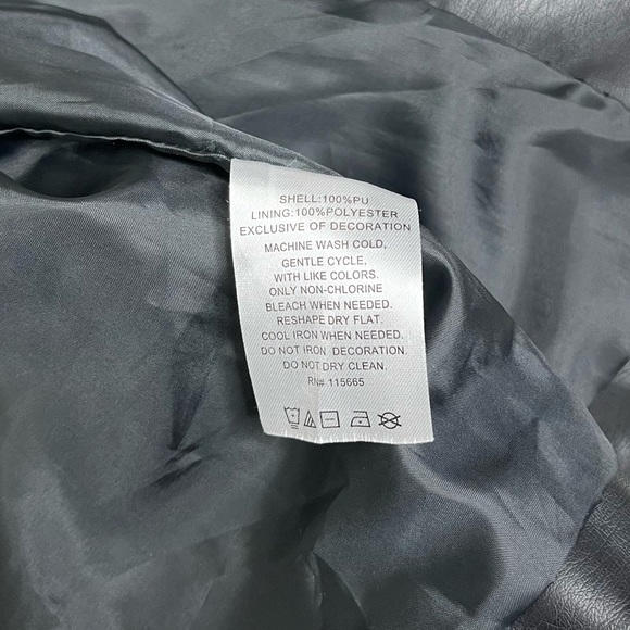 Halloween Costume Riverdale South Side Serpent Leather Jacket - Picture 4 of 4